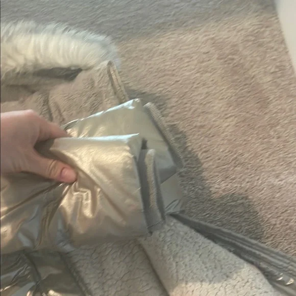 Kids Silver Puffer Jacket with Faux Fur Hood - Picture 5 of 8